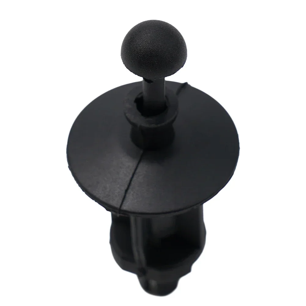 BHN9-68-301 BHN968301 Tailgate Trim Panel Hanger Buckle For For