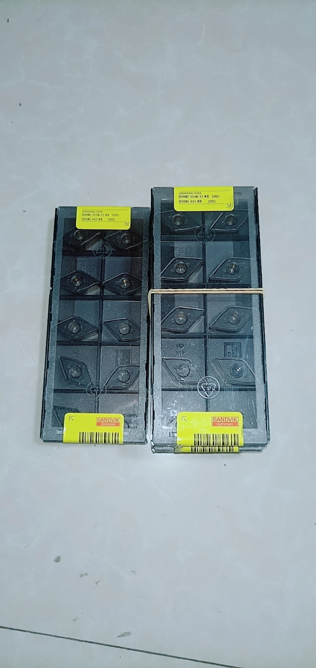 

DNMG150612-KR 3205 DNMG Carbide Inserts For Cast Iron10PCS Original SANDVI