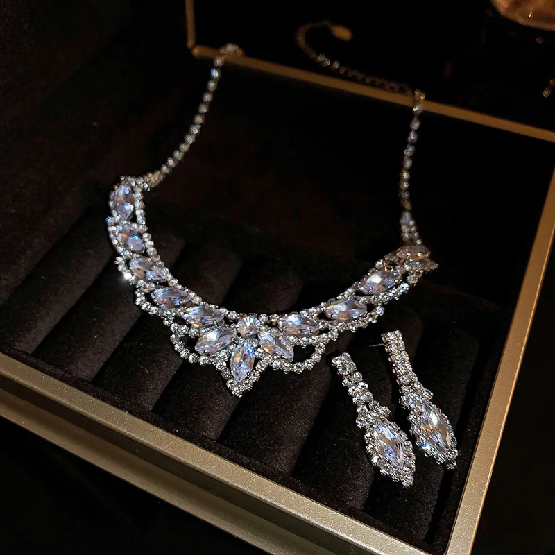 Water Droplets U-shaped Necklace Drop Earrings Two Piece Set Fashion Necklaces Inlaid Rhinestone Jewelry Sets Wedding Gift