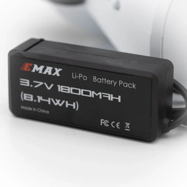 Официальные очки EMAX USA Tinyhawk 5,8G 48CH Diversity FPV, 4,3 дюйма, гарнитура, двойная антенна, 4,2 В, 1800 мАч, аккумулятор для радиоуправляемого дрона thumbnail 4