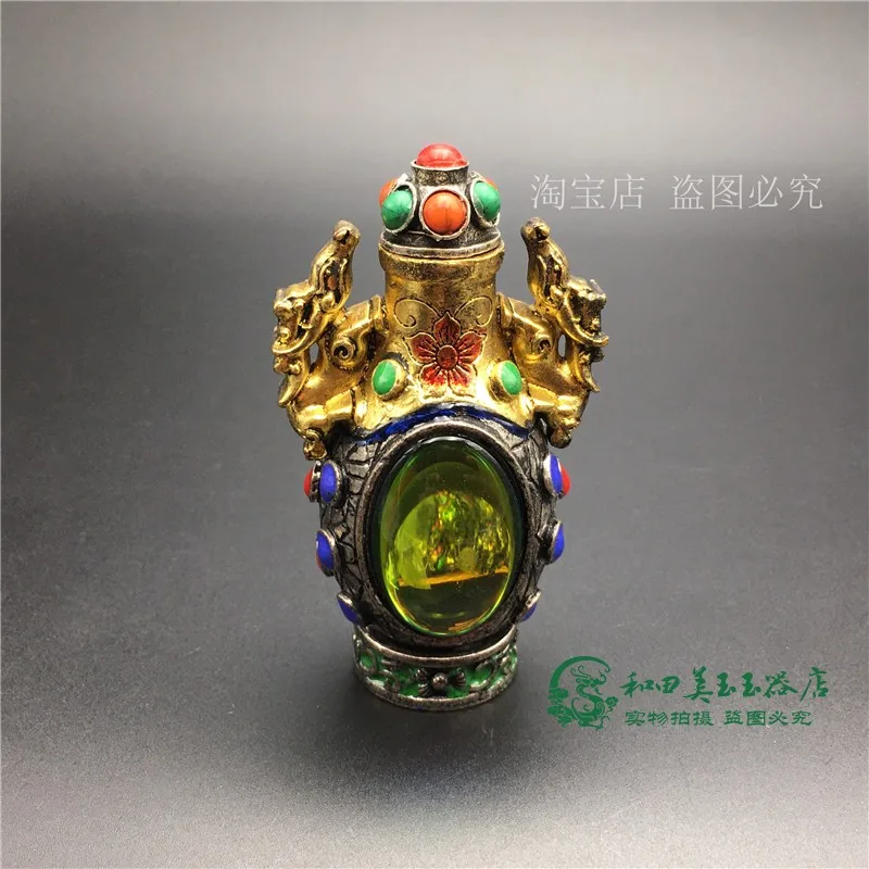 

Folk Characteristic Craft Snuff Bottle Hot Sale Antique Inner Painting Old Style Snuff Bottle Decoration