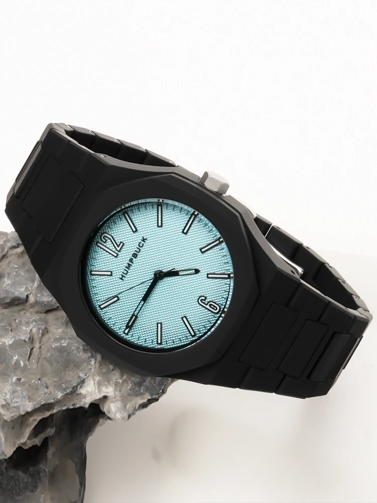 Рисунок 4 - Роскошные часы HUMPBUCK