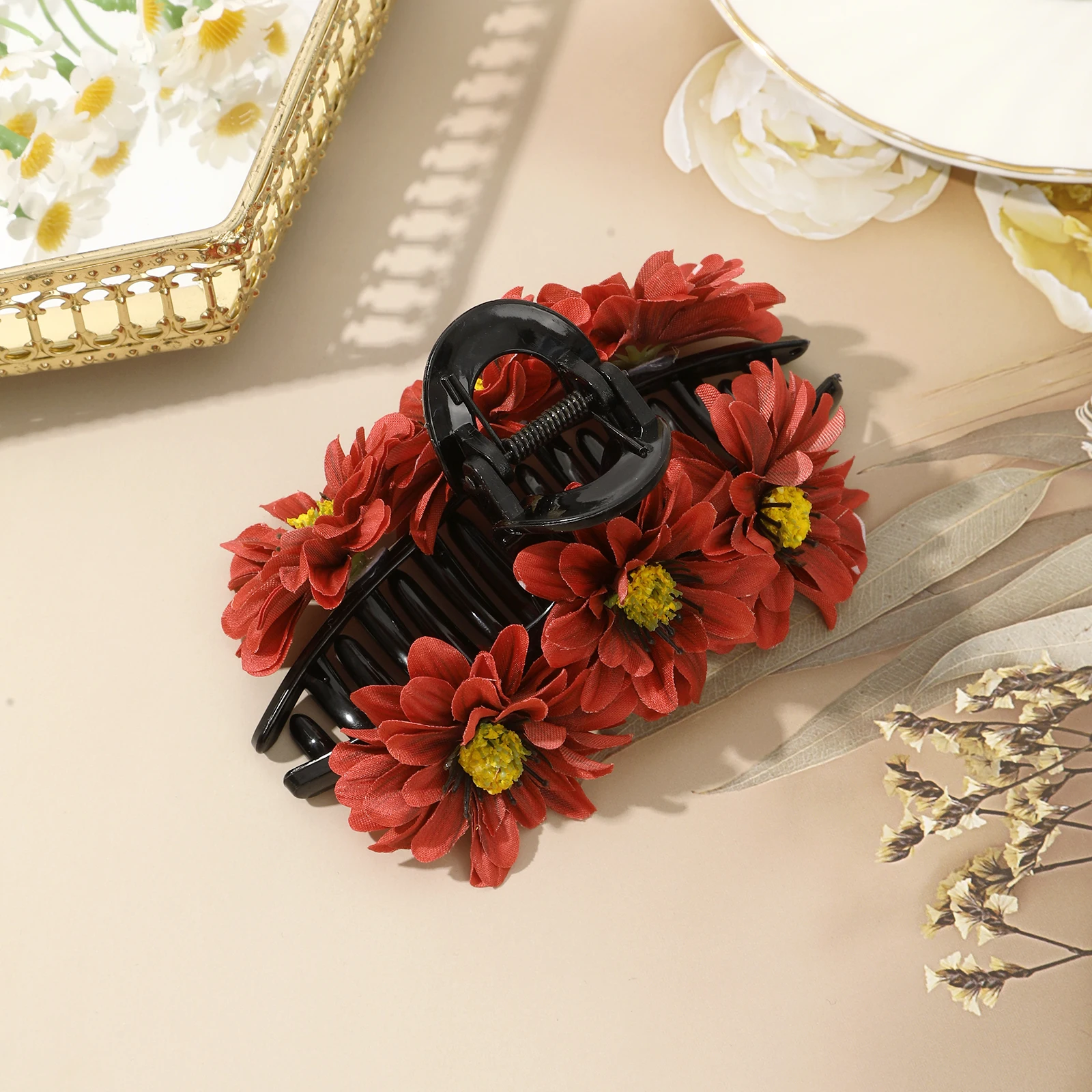 1pc Spring Flower Hair Claw Crab Clips for Women Sweet Shark Clip Flowers Barrettes Plastic Hairpin Hairgipper Hair Accessories