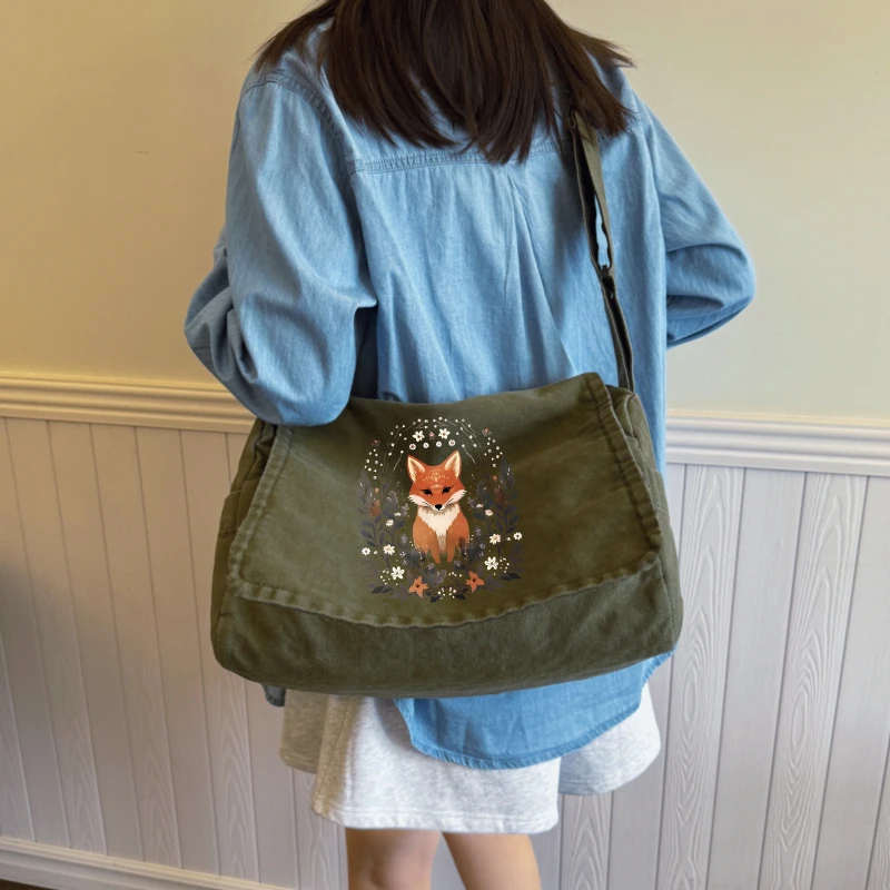 Vintage Women's Shoulder Bag Canvas Fox Print Crossbody Bag Large Capacity for Students Messenger Bag