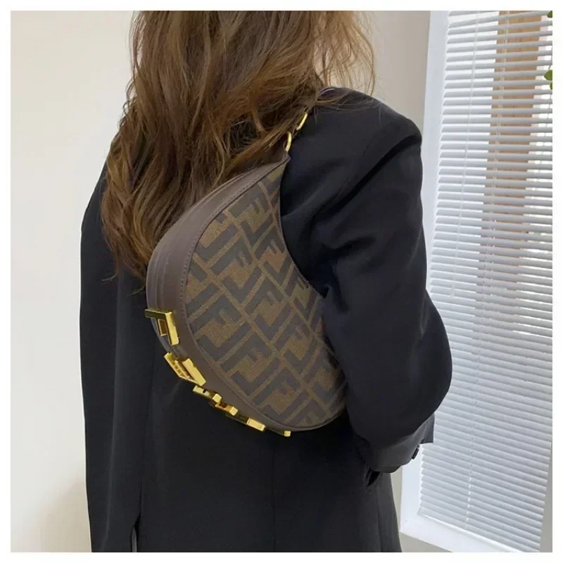 Double Letters F Classical Bags Niche Crescent Moon Bag Retro High Quality One Shoulder Bag Versatile Portable Underarm Bag