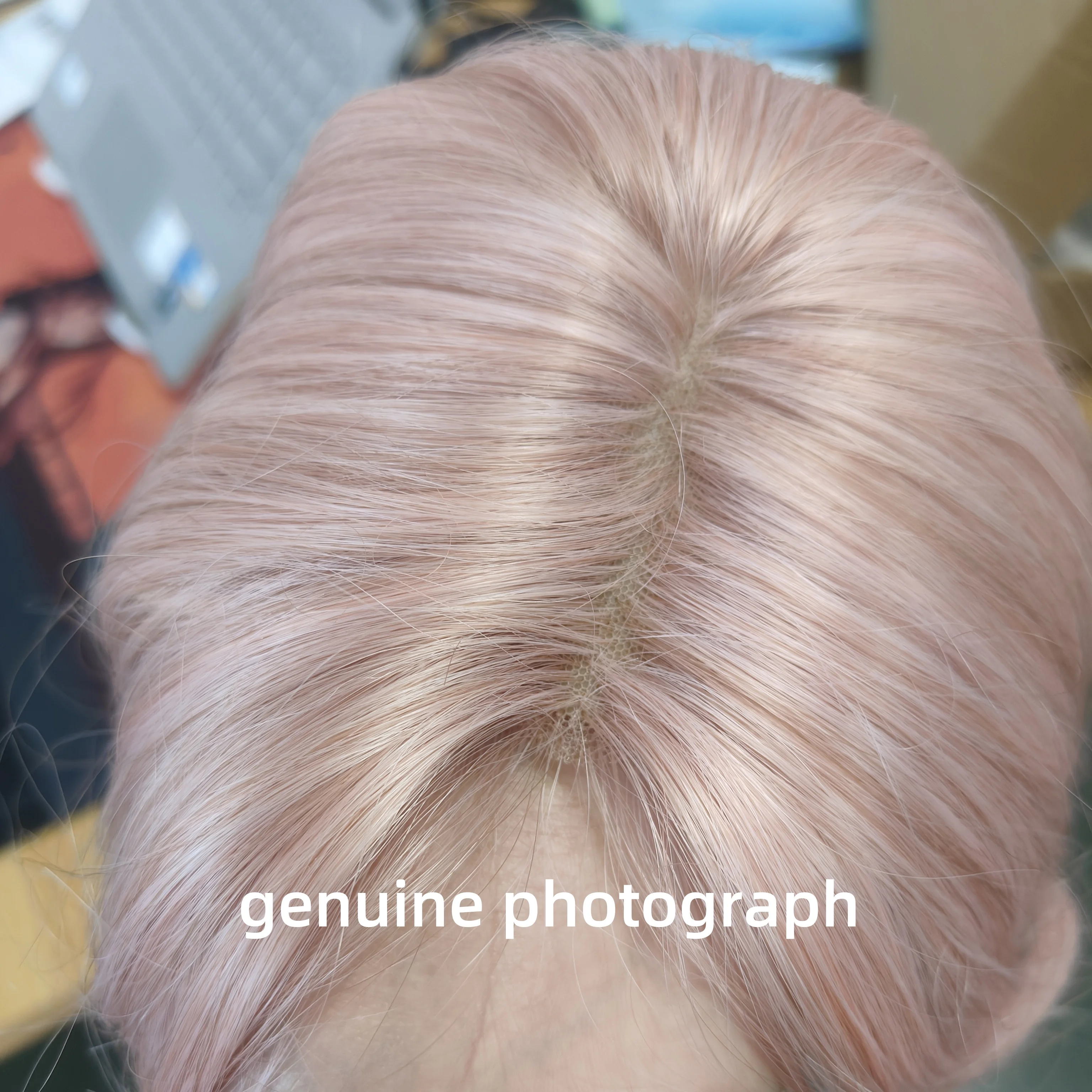 Рисунок 6 - Женский парик розового цвета