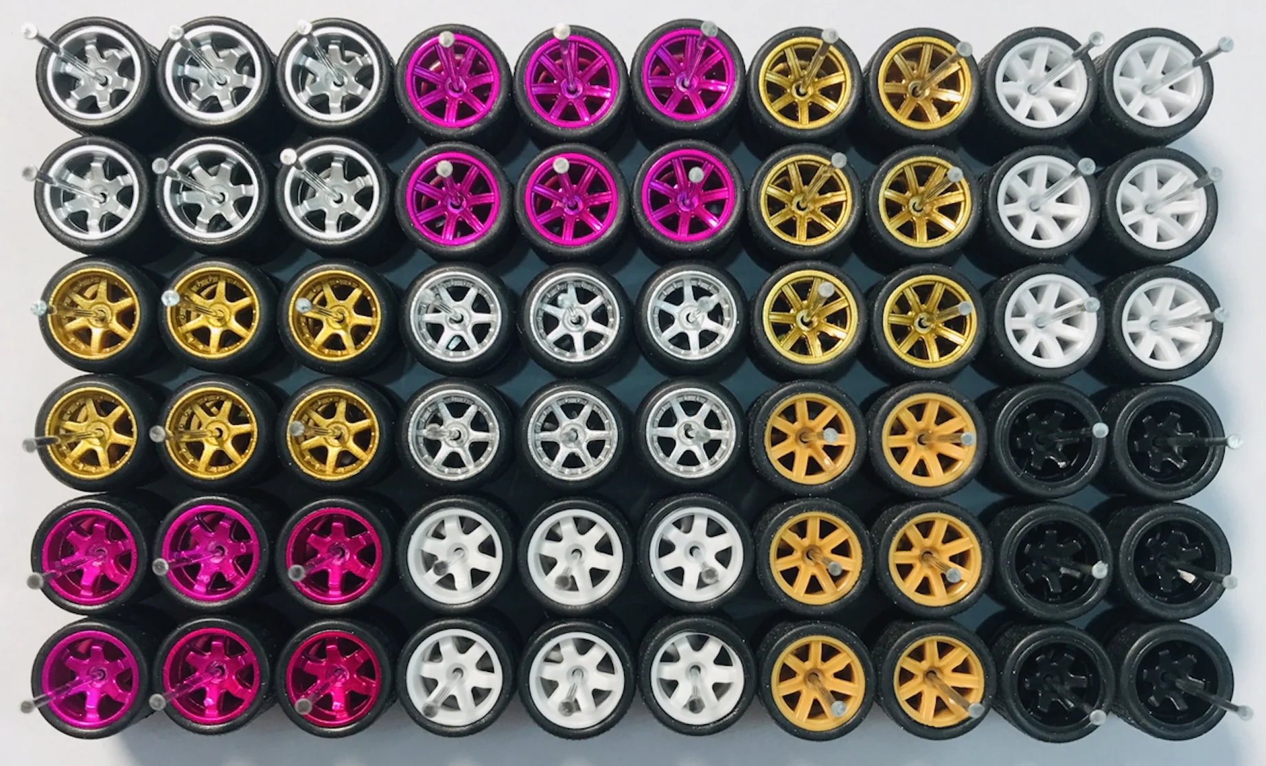 30sets/40sets 11mm wheels for 1/64 Scale Alloy Car Models 1/64 wheels with Tires + Axles for Hot Wheel/Matchbox/Domeka/Tomy 1:64 3
