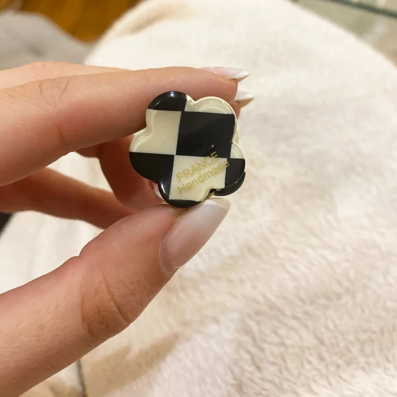 Рисунок 6 - Новинка заколка для конского хвоста