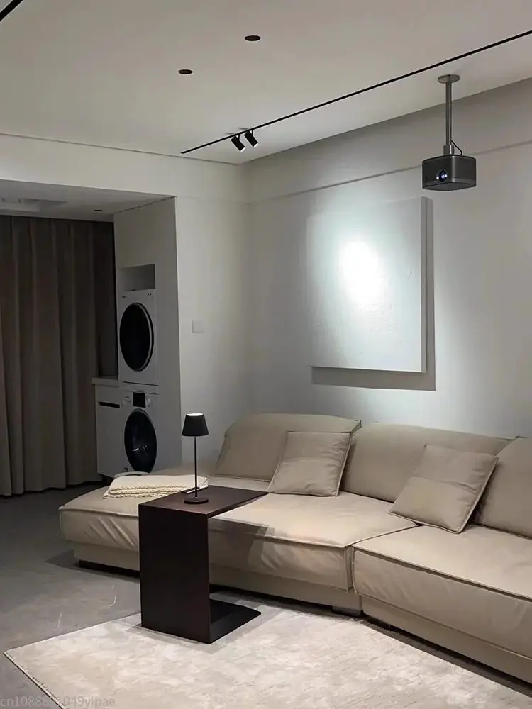 طاولة قهوة جانبية سوداء فاخرة بتصميم إيطالي بسيط م...