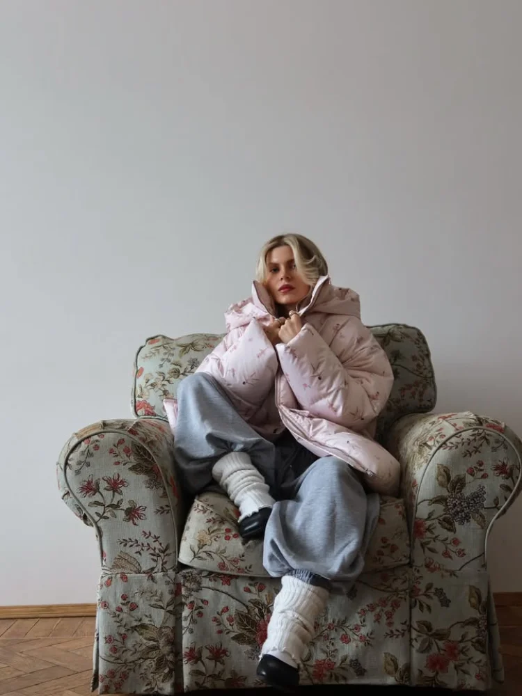 Veste matelassée à imprimé floral avec capuche pour femme, manteau surdimensionné à manches longues avec poches zippées, vêtements d'extérieur d'hiver 2025
