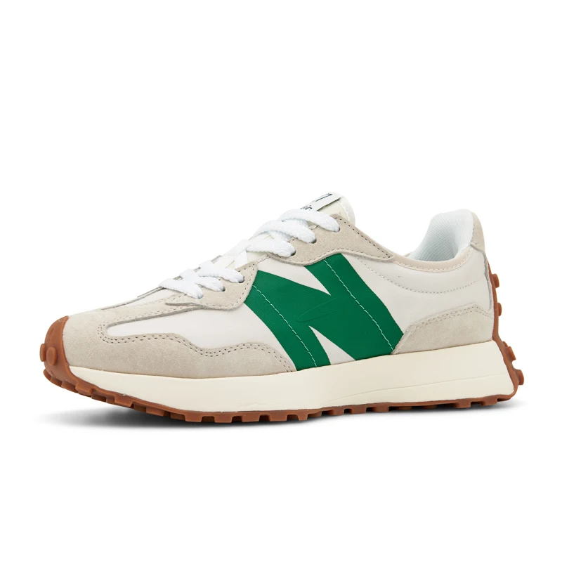 احمام إلى الأحذية الطازجة: أحذية رياضية عصرية للرج...