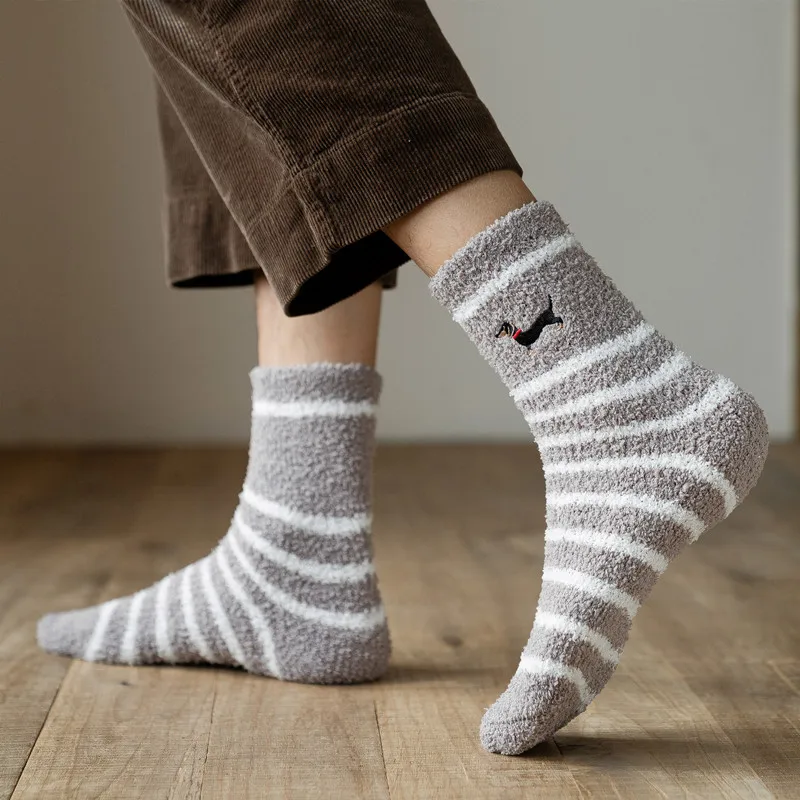 5 pairs Men Socks Coral Fleece Fluffy Winter Warm Thicken Striped Dog Embroidery Thermal Sleep Socks Soft Man Fluffy Home Floor