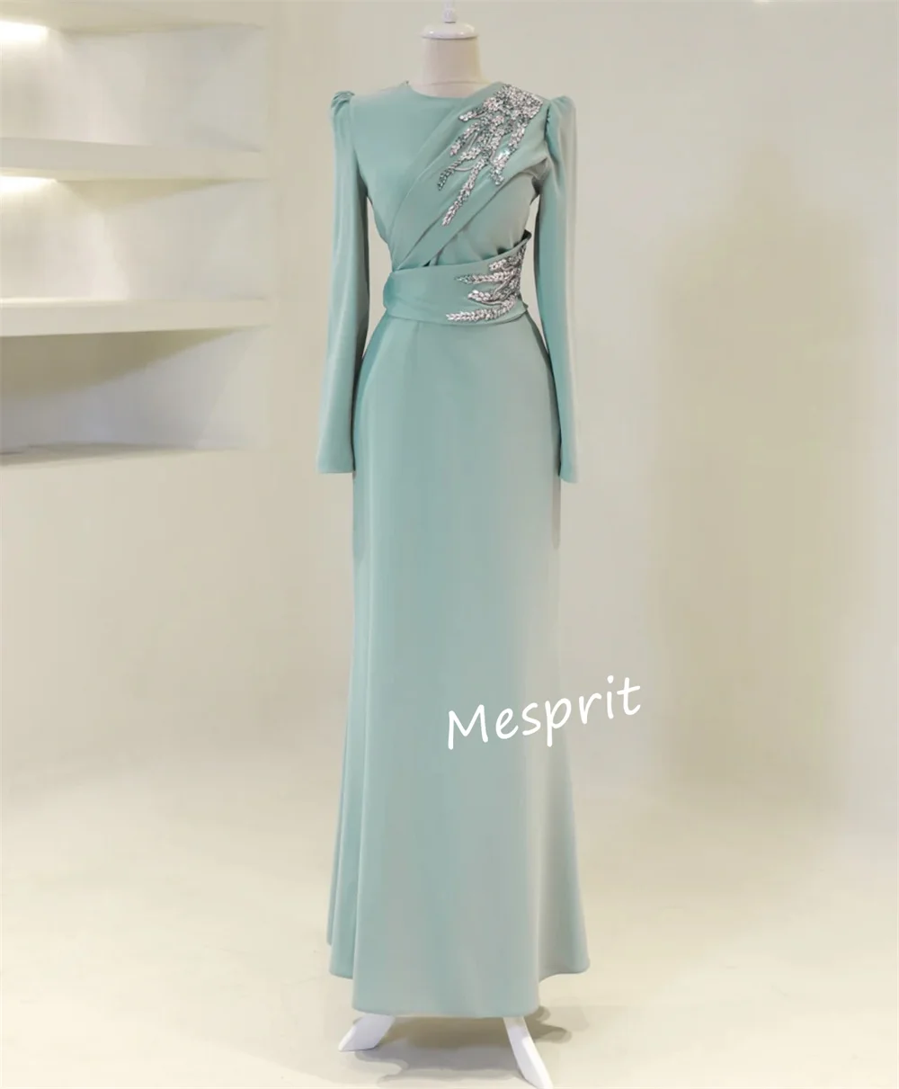 فستان سهرة رسمي مطرز طويل