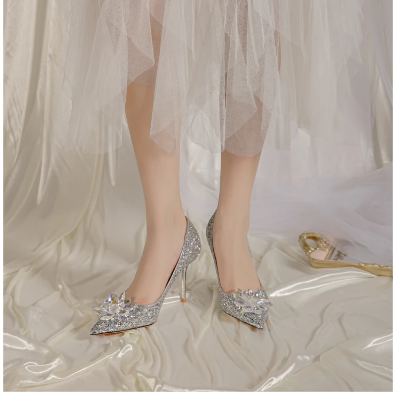  KRHINO Womens Dress Shoes, Ladies Wedding Shoes High Heels  Rhinestone Ladies High Heels Luxury Pointed Toe Spring Summer Cinderella  Shoes Crystal Silver (Color : Red, Size : 1.5 UK)