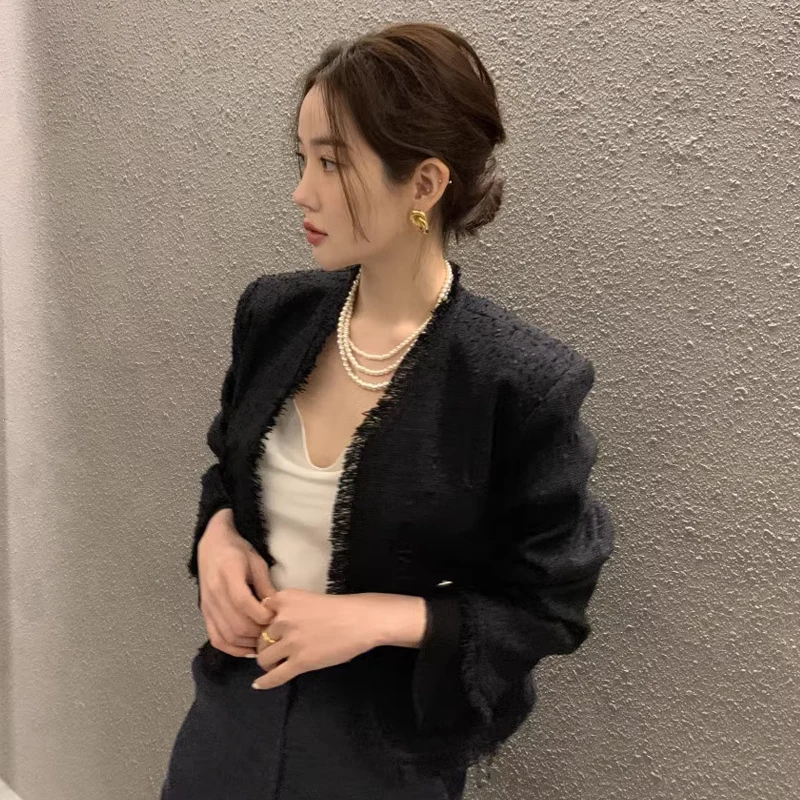  V-neck Ʈ  Ҹ ѿ   ܿ õ   ª ī ž