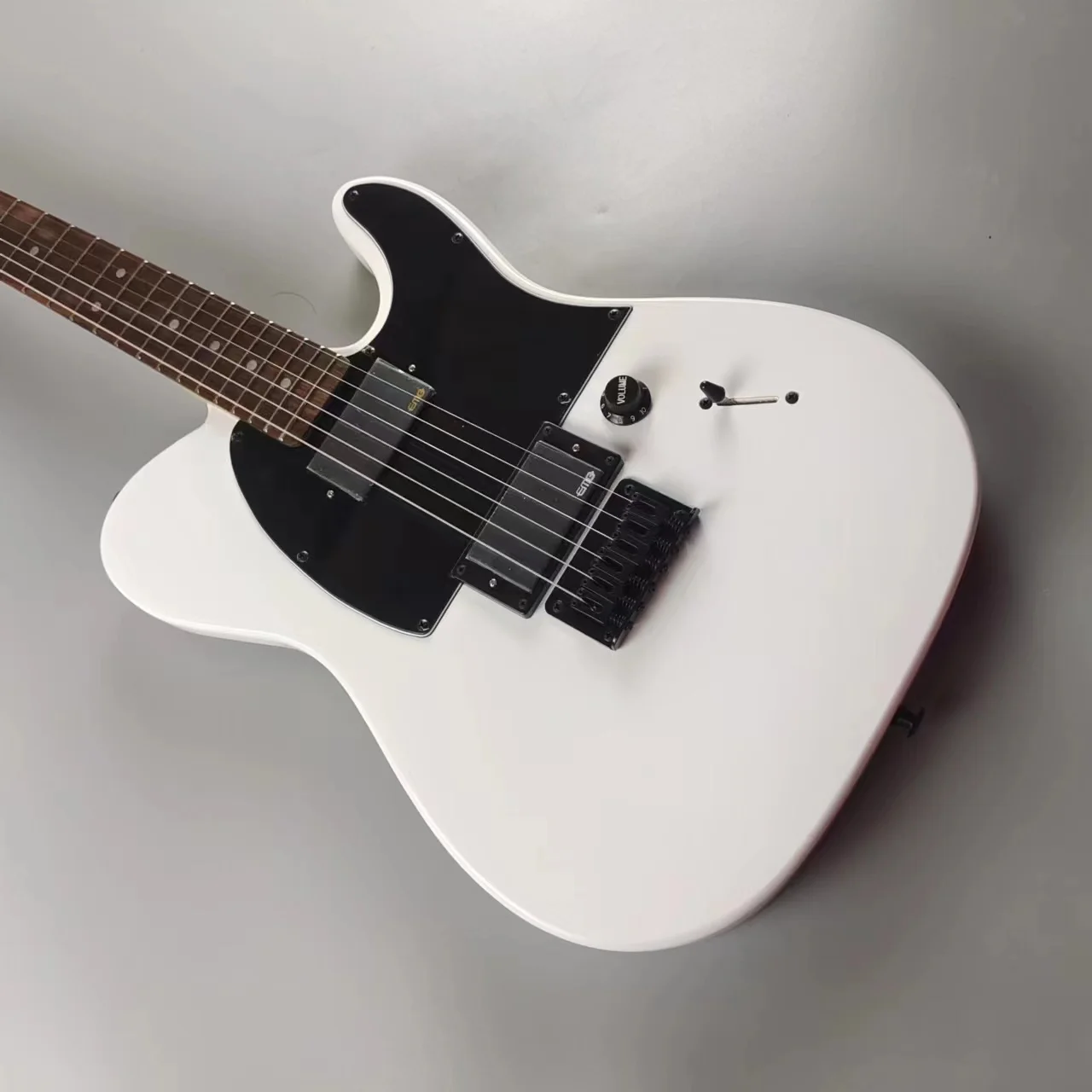 

electric guitar, white matte, EMG pickup, fast shipping included