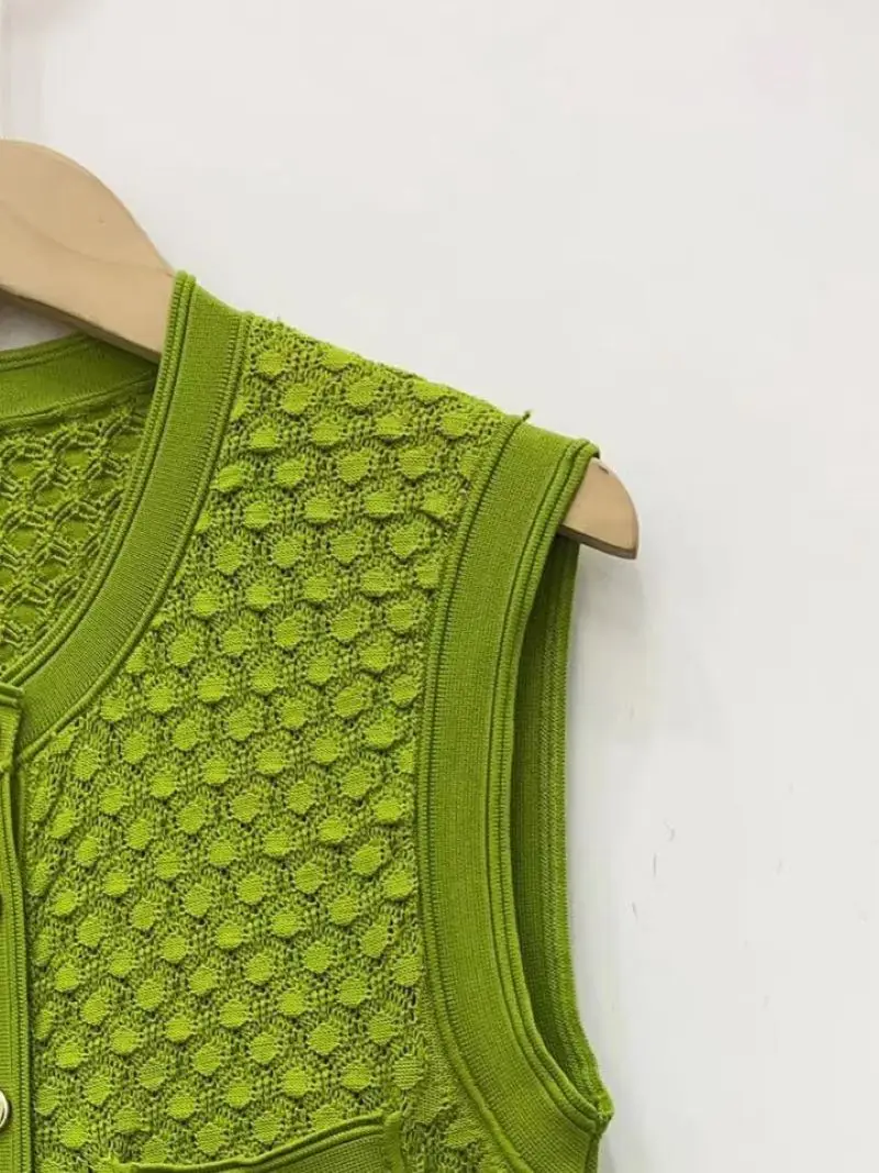 

Women Green or Black Knitted Dress Single Breasted O-Neck Sleeveless Elegant Summer 2024 Midi Robe