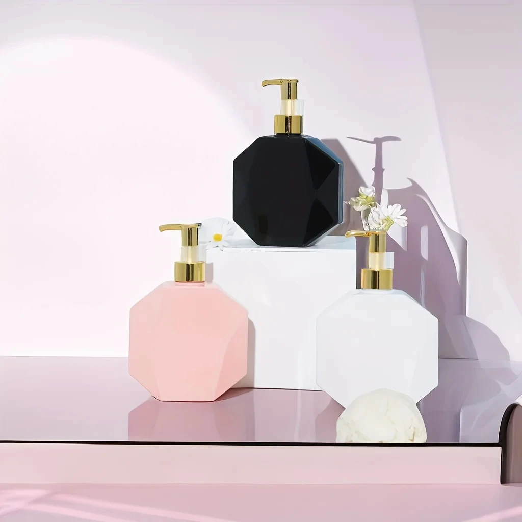 300ml Pink Diamond Shaped Pump Refillable and Reusable Storage Bottle for Shampoo Shower Gel Kitchen Bathroom soap dispenser refillable bottle shampoo dispenser soap dispenser bottle foaming soap dispenser refillable plastic bottles foam pump bottle plastic lotion bottle