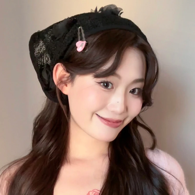 여성용 프렌치 레트로 장미 디자인 레이스 삼각형 헤어 스카프, 용수철 및 여름 여행 사진, 다목적 우아한 머리 장식