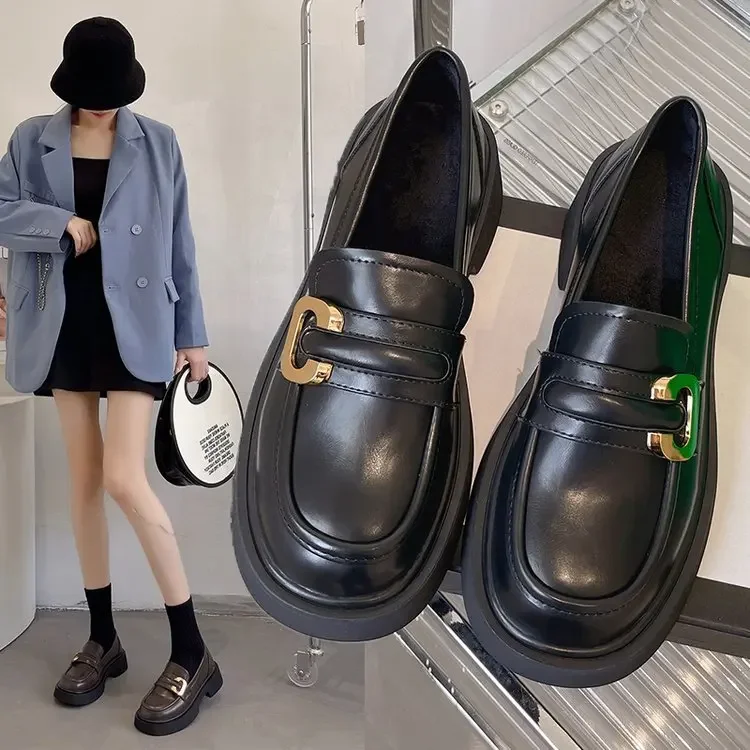 

2023 New Single Spring and Autumn Black Thick Soled Leather Small Shoes Single Shoes Female Shallow Mouth Loafers