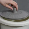Chamber Pot with Lid Bedside Urinal Urine Bucket Spittoon Chamber Bucket for Female Male Home Use Elderly Women Men Children 3