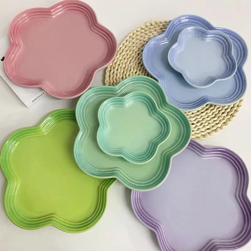 5.5 inches Irregular flower shaped flower plate household fruit plate solid color fashionable household plum blossom plate 3