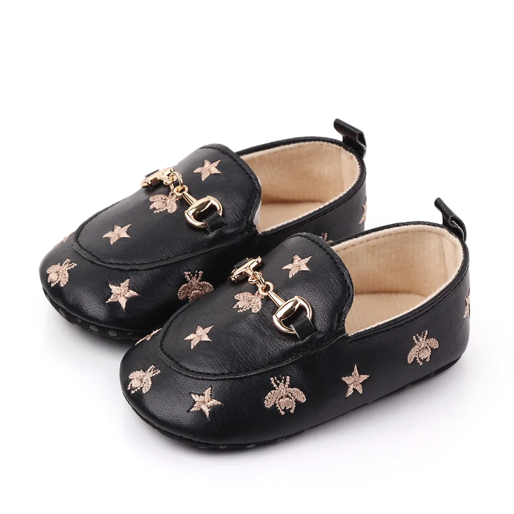 PU Leather Baby Shoes Embroidered Stars Christening Baptismal Moccasins Infant Boys Girls Slip-On Peas Shoes Walking Shoes 0-18M 3