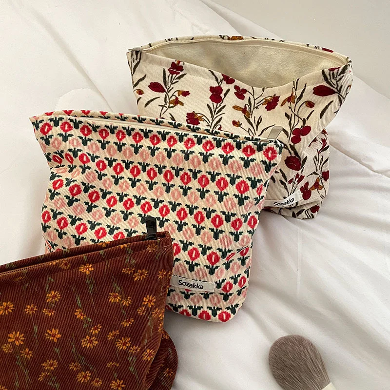 Travel Cosmetic Bag Beauty Storage Toiletry Bag Woman Toilet Wash Girl Corduroy Makeup Retro Flower Print Cosmetic Case