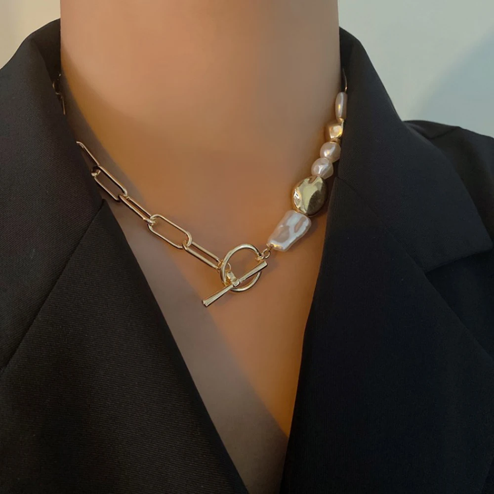 Korean Irregular Baroque Imitation Pearl Necklace for Women Geometric Metal Beads OT Buckle Clavicle Chain Jewelry Party Gifts