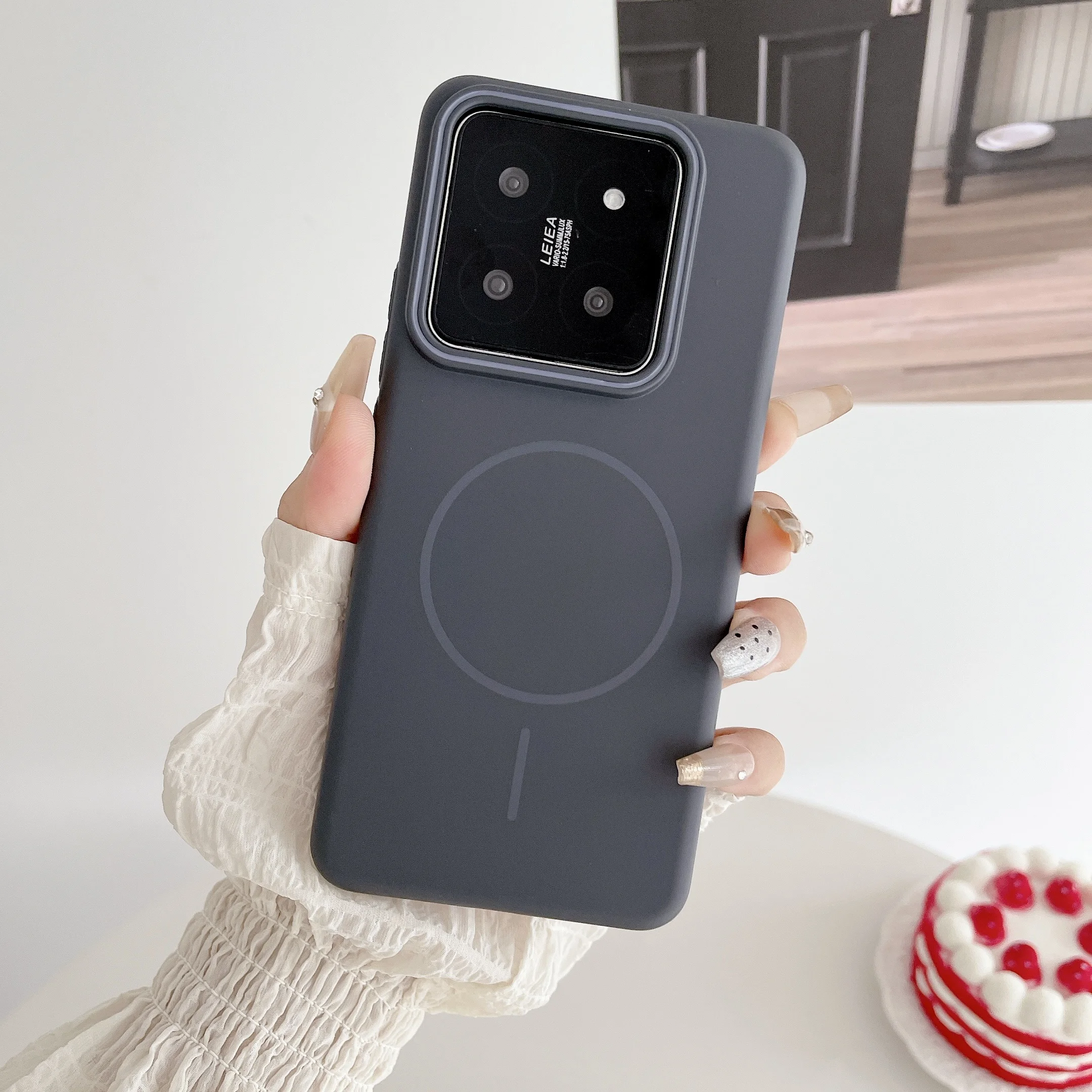 Luxury Matte Hard PC Magnetic Case - Ultra-thin Shockproof Wireless Charging Cover