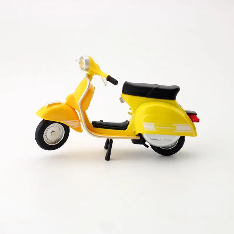 Diecast Metal Toy Vehicle Model 1:18 Scale 1976 Vespa 200 Rally Electric Scooter  Bike Educational Collection Gift Match Box matchbox car