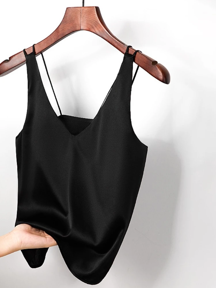 Spring and summer new silk satin bra and camisole in one for women mulberry silk thin base layer with beautiful back camisole