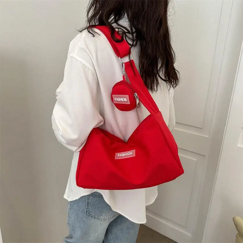 Hot Crossbody Bag Large Capacity Purse Harajuku Shoulder Messenger Bag Simple Nylon Shoulder Bag College Students School Bags