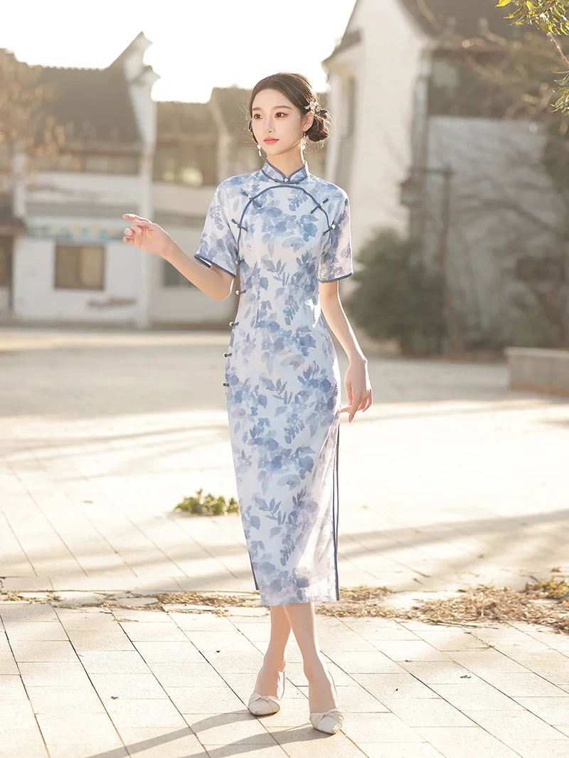 

FZSLCYIYI Summer Mandarin Collar Qipao Chinese Traditional Short Sleeve Printed Jacquard Satin Cheongsam Women Dresses