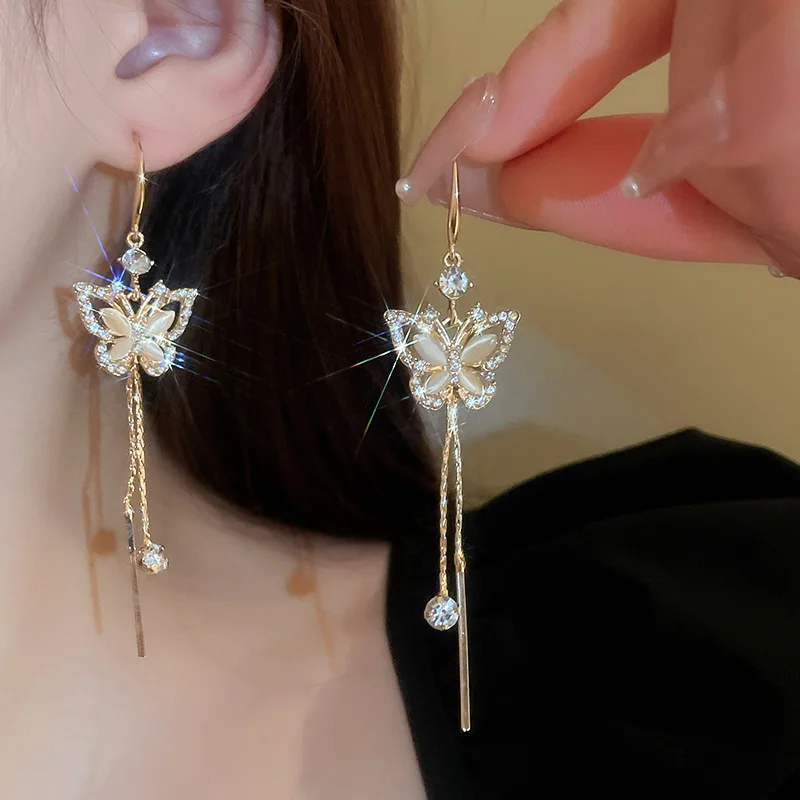 

New Fashion Trend Unique Design Elegant Delicate Zircon Butterfly Tassel Earrings For Women Jewelry Wedding Party Premium Gifts