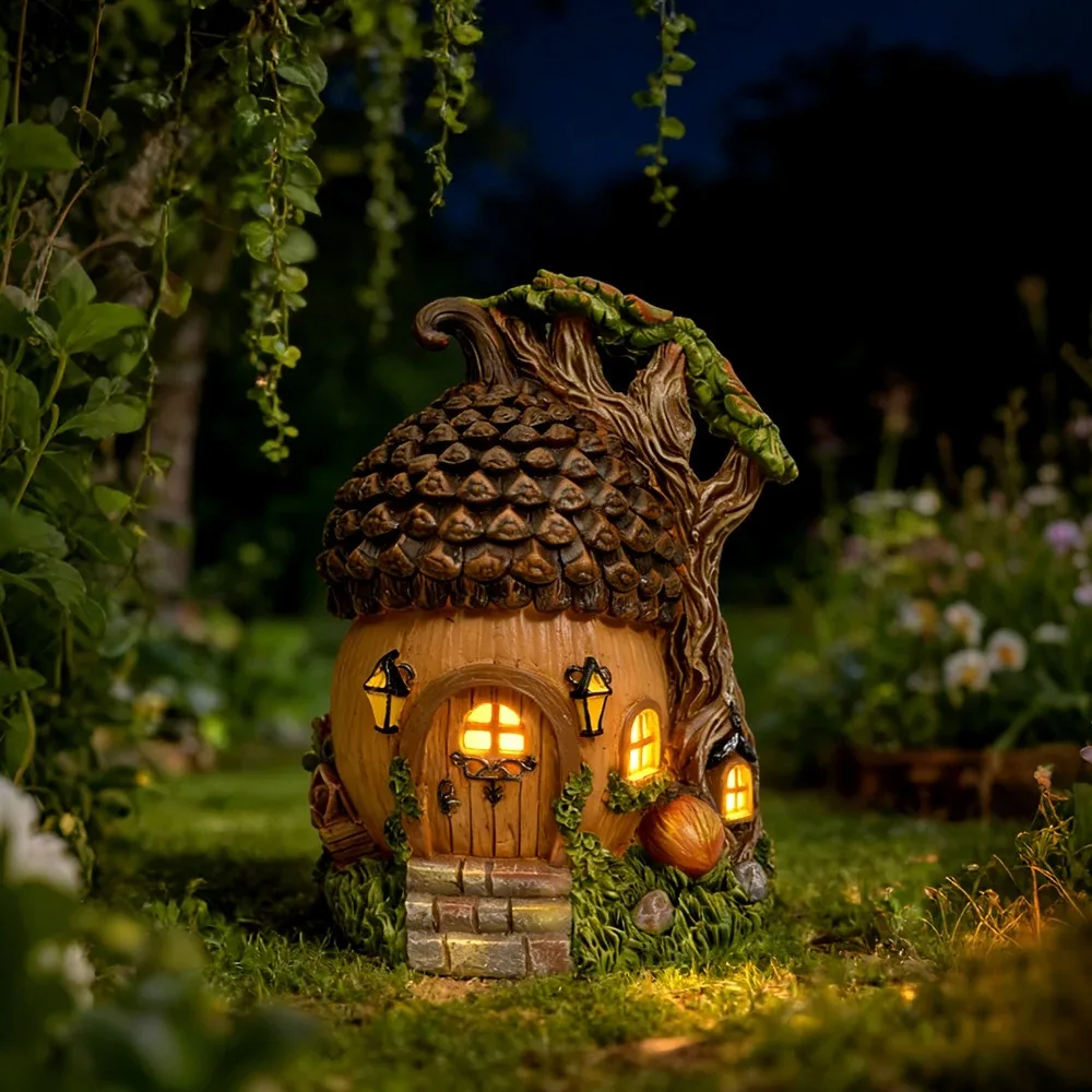 Solarbetriebenes Feengartenhaus mit LED-Beleuchtung, Eichel-Gartenzwerg-Statue aus Harz, wasserdichte Dekoration für Rasen, Hof und Terrasse