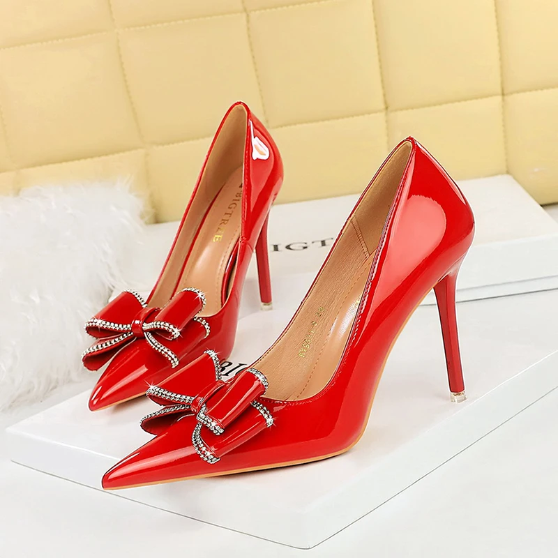 High Heels Shoes For Women Rhinestone Bow Italian Design Solid Color Pointed Women's Pumps Stiletto Party Shoes Genuine Leather