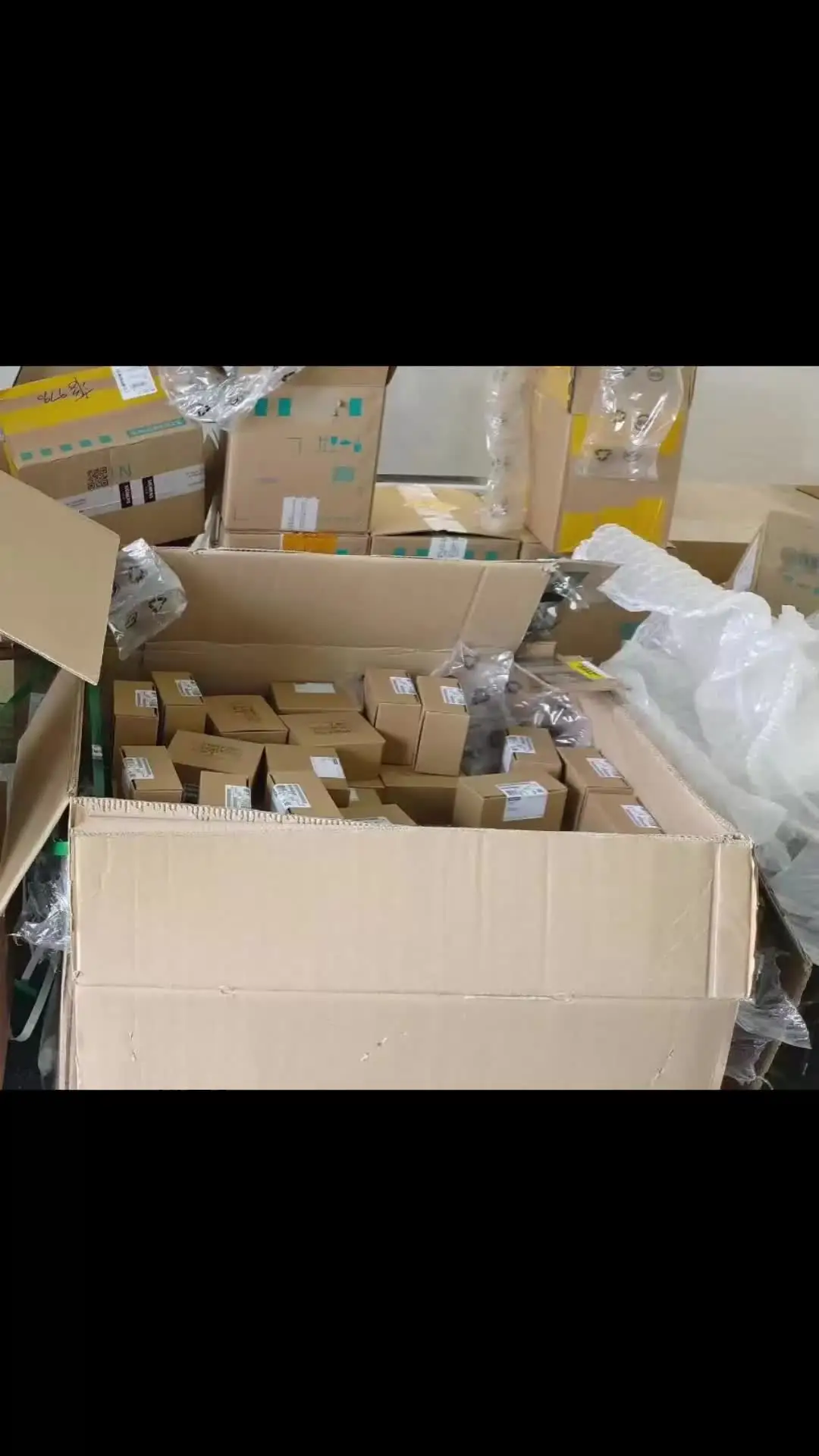 1 шт. быстрая доставка подлинный бренд нераскрытый 6ES7322-1HH01-0AA0 6ES7 322-1HH01-0AA0 в коробке