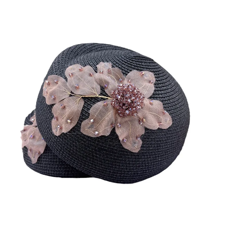 

Luxury Design Mesh Flower Rhinestone Berets Elegant Women Summer Sun Cap Hand-woven Straw Beret Cap Party Fedoras Painter Cap