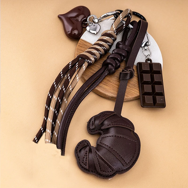 Neuer geflochtener Seil-Croissant-Schlüsselanhänger, herzförmiger Handy- und Schokoladentaschenanhänger, Charms, Ornamente, Geschenke – Detail 5