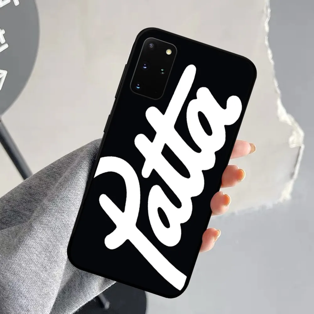 Chic Patterned Phone Case – Sleek Protective Design
