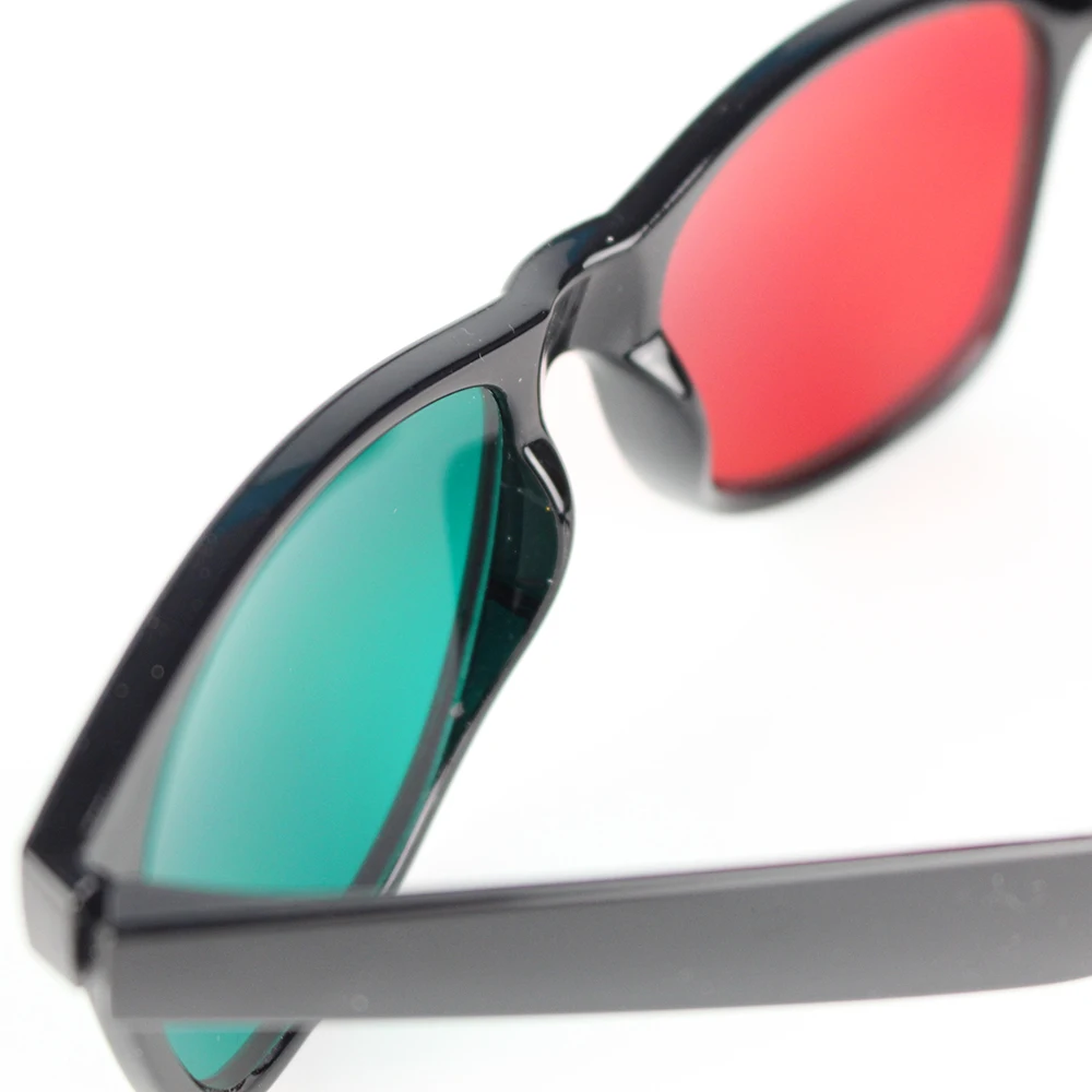 Dual-Color Eyewear