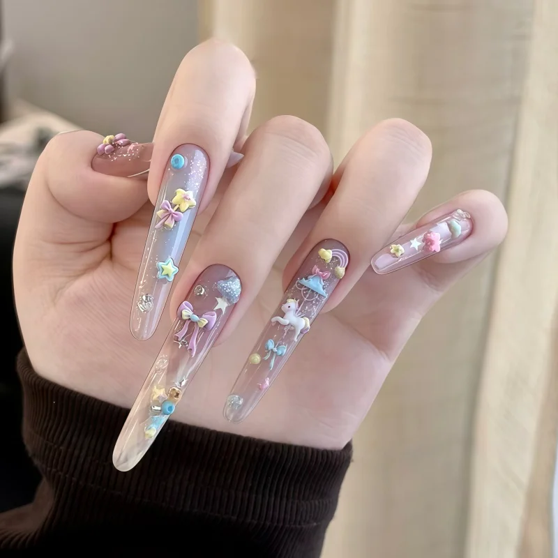 새해 유니콘 말 회전목마 나비 곰 토끼 프레임 미니 날개 우아한 3D 장식 투명 실리콘 네일 아트 몰