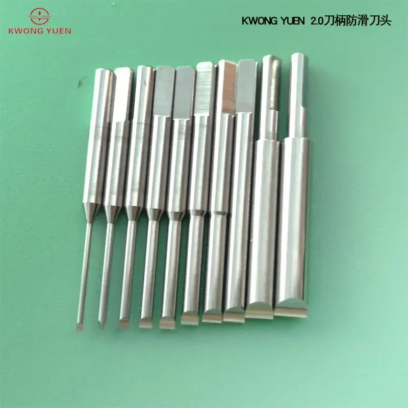 최고의 품질 316L 스테인레스 스틸 미끄럼 방지 시계 제조 업체 인체 공학적 드라이버 세트 드라이버 비트