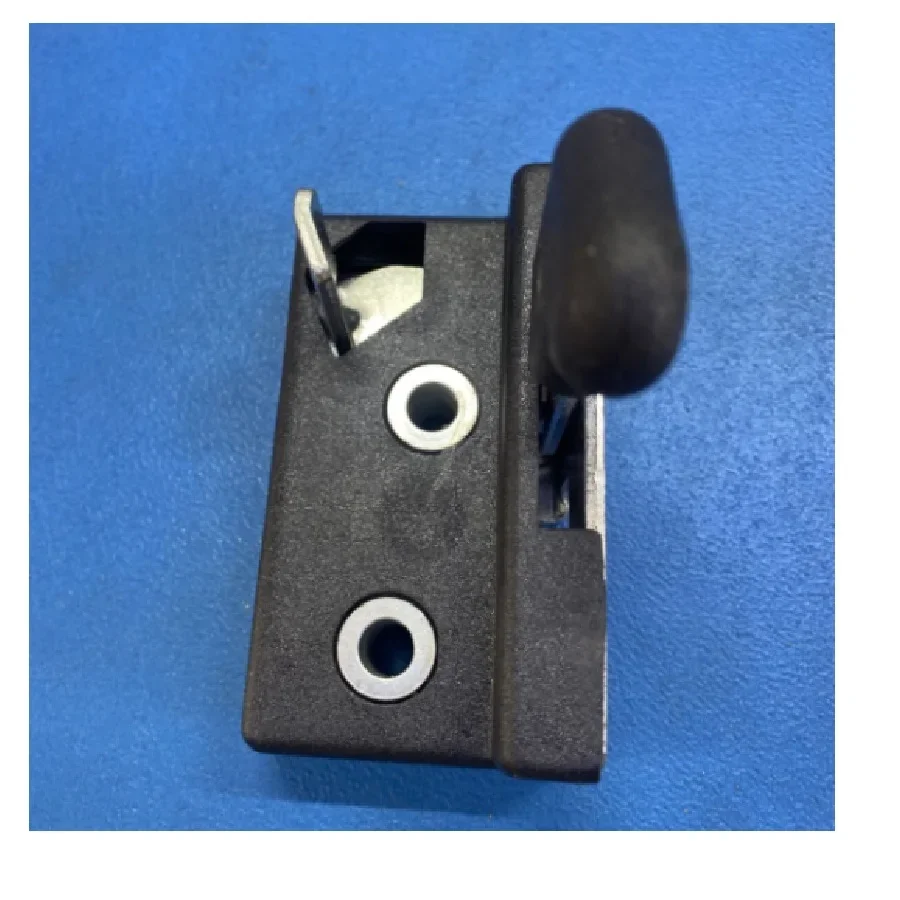 105266，YANMAR VIO MINI DIGGER EXCAVATOR DOOR LOCK latch