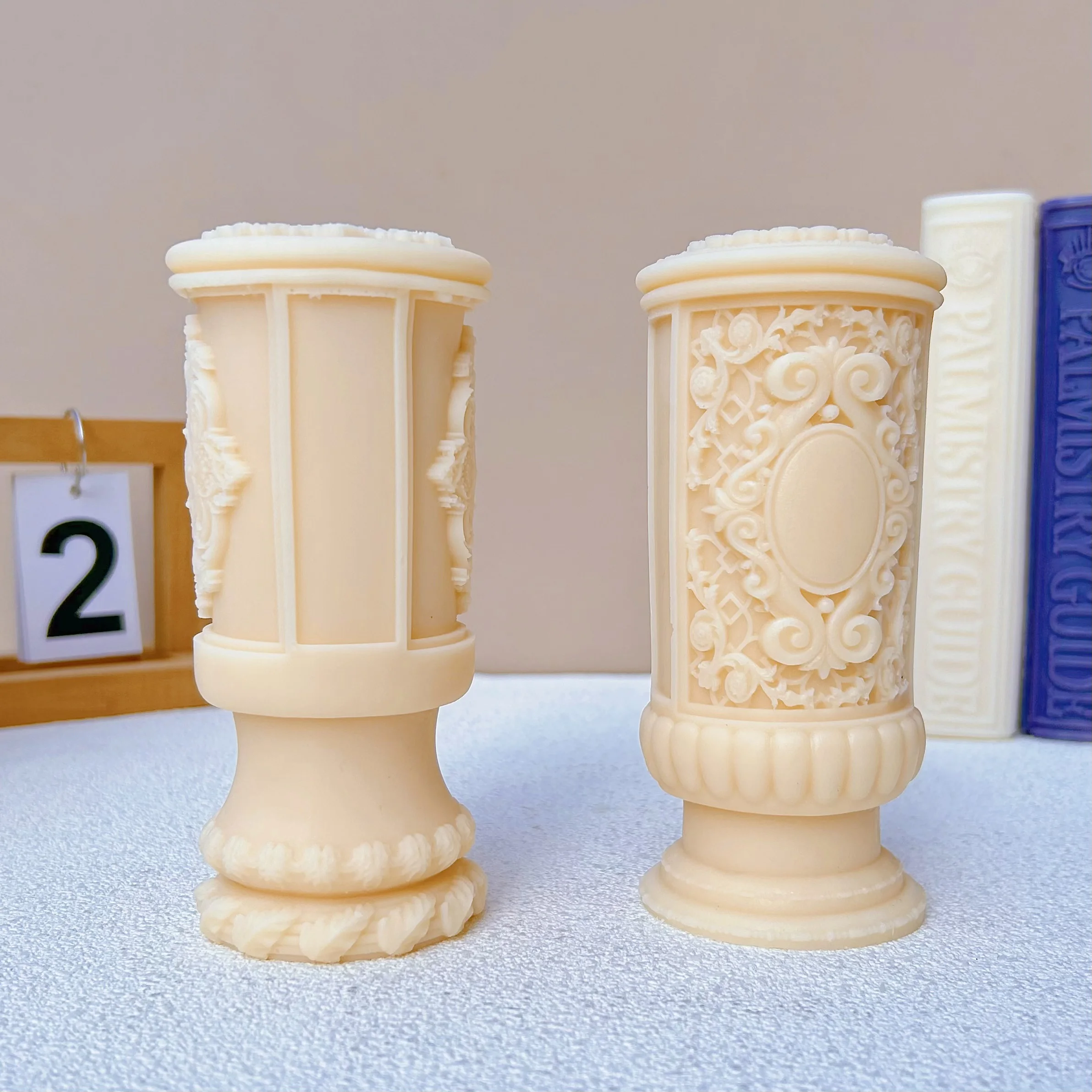 

New Roman Cylindrical Silicone Candle Mold With Pillar Stripes DIY Candle Holder Production Design Handmade Candle Shape