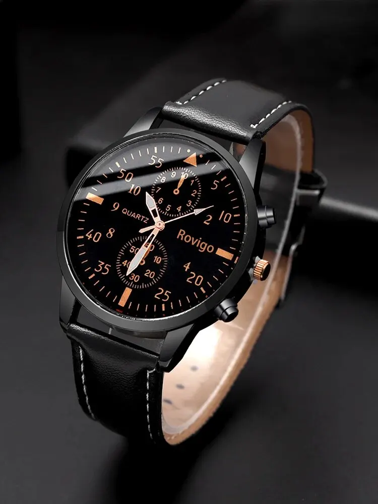 Quartz Watch 4pcs Men and Women Couple Watch with Love Pendant Necklace