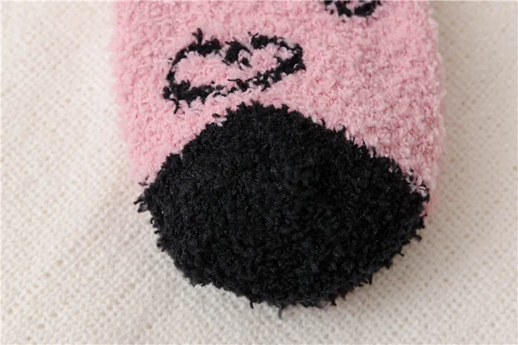 Frauen Socken Süßigkeiten Warmen Dame Herz Nette Winter Kawaii Dicken Korallen fleece Warm Fuzzy Flauschigen Frottee Kurz Nette Baumwolle Socken weibliche – Detail 38