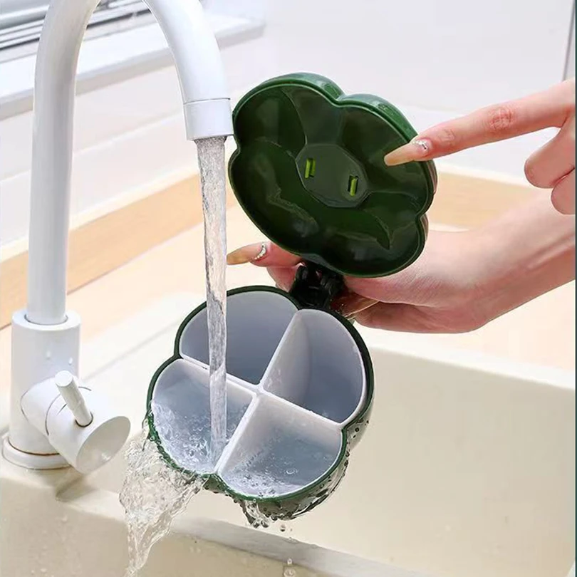 4 In 1 Plastic Creative Seasoning Jar Container With Spoon Chili Shape Barbecue Condiment Spice Rack Home Kitchen Acceesories