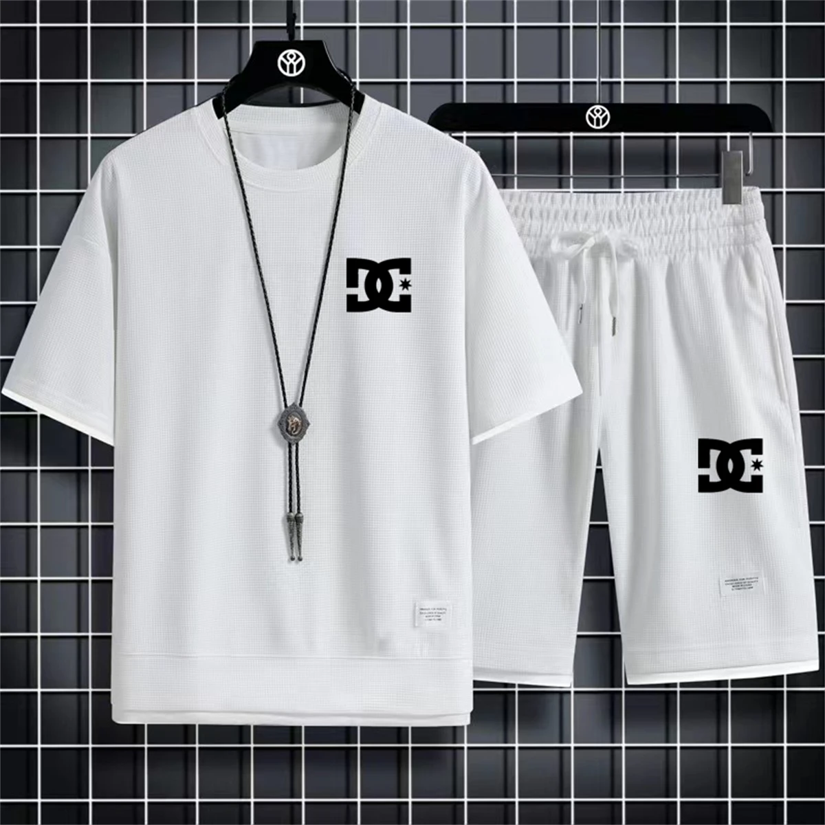 2024 new men's short-sleeved suit casual fashion letter printed short-sleeved two-piece suit handsome men's suit